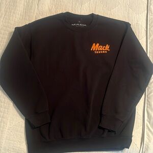 Mack sweatshirt